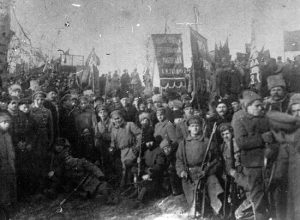 In January 1918 armed Ukrainian workers stage a heroic revolt in support of the advancing Soviet Red Army. By unflinchingly opposing the Great Russian chauvinism that had subjugated the Ukrainian people in capitalist Russia, the Bolsheviks were able to build the revolutionary unity of the Russian and Ukrainian masses and ensure the triumph of Soviet forces in Ukraine.